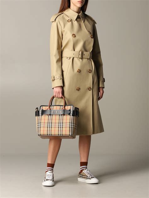 cappotto doppiopetto burberry donna|burberry giacca donna.